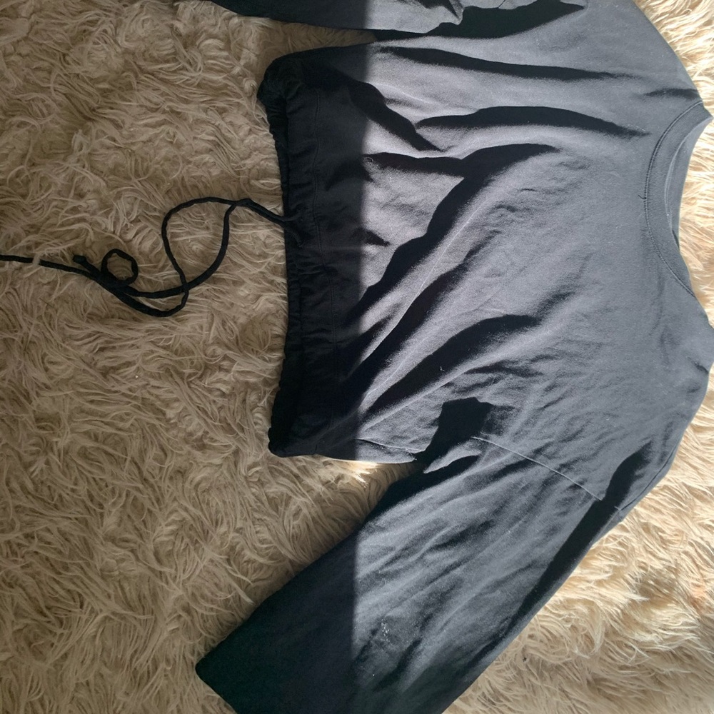 Wilfred crop lightweight creneck